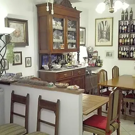 Alfieri فندق مبيت وإفطار
