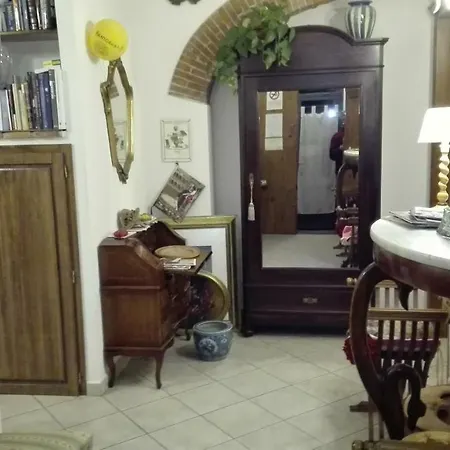 Alfieri Oda ve Kahvaltı