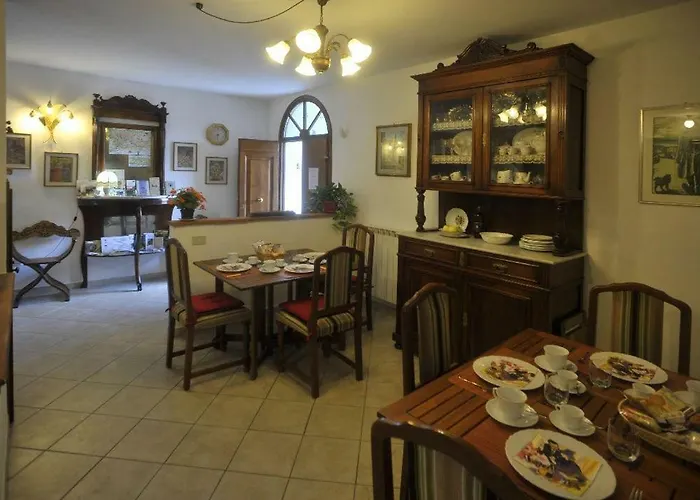 Alfieri Oda ve Kahvaltı