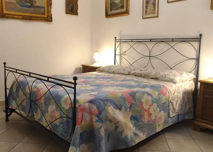 Alfieri Oda ve Kahvaltı